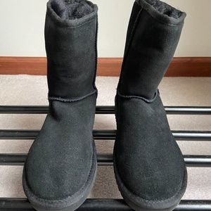 KOOLABURRA UGG Women Classic  Shearling Boot NEW